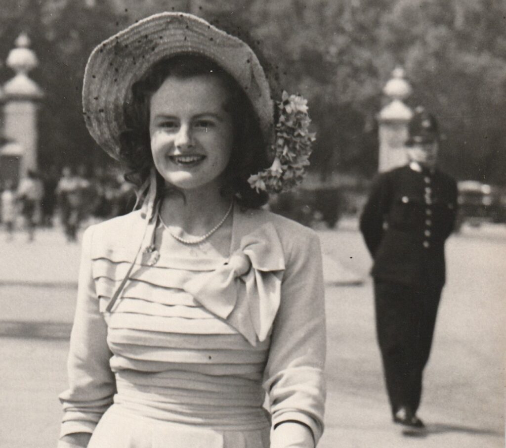 Anne Patricia Mills outside Buckingham Palace in 1954 after attending a garden party to celebrate her father being Lord Mayor